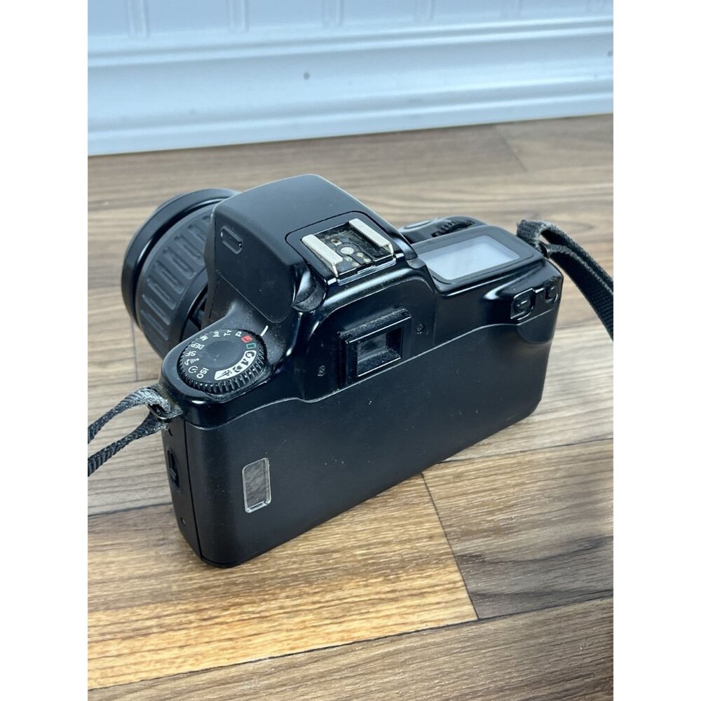Canon EOS Rebel S II 35mm SLR Film Camera w/ lens. PARTS READ - Picture 3 of 9